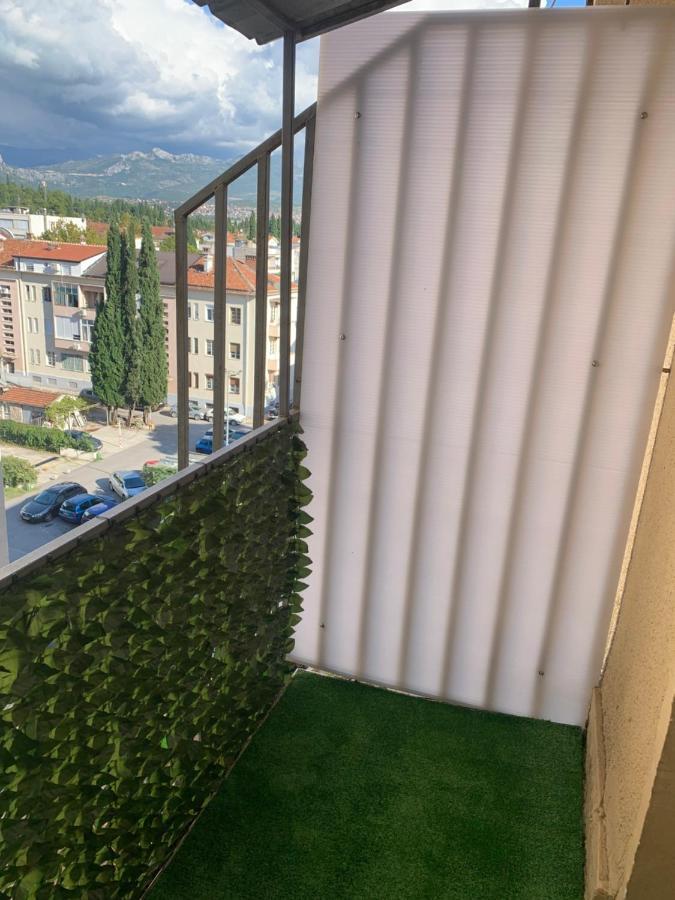 Apartman Daca Lejlighed Podgorica Eksteriør billede
